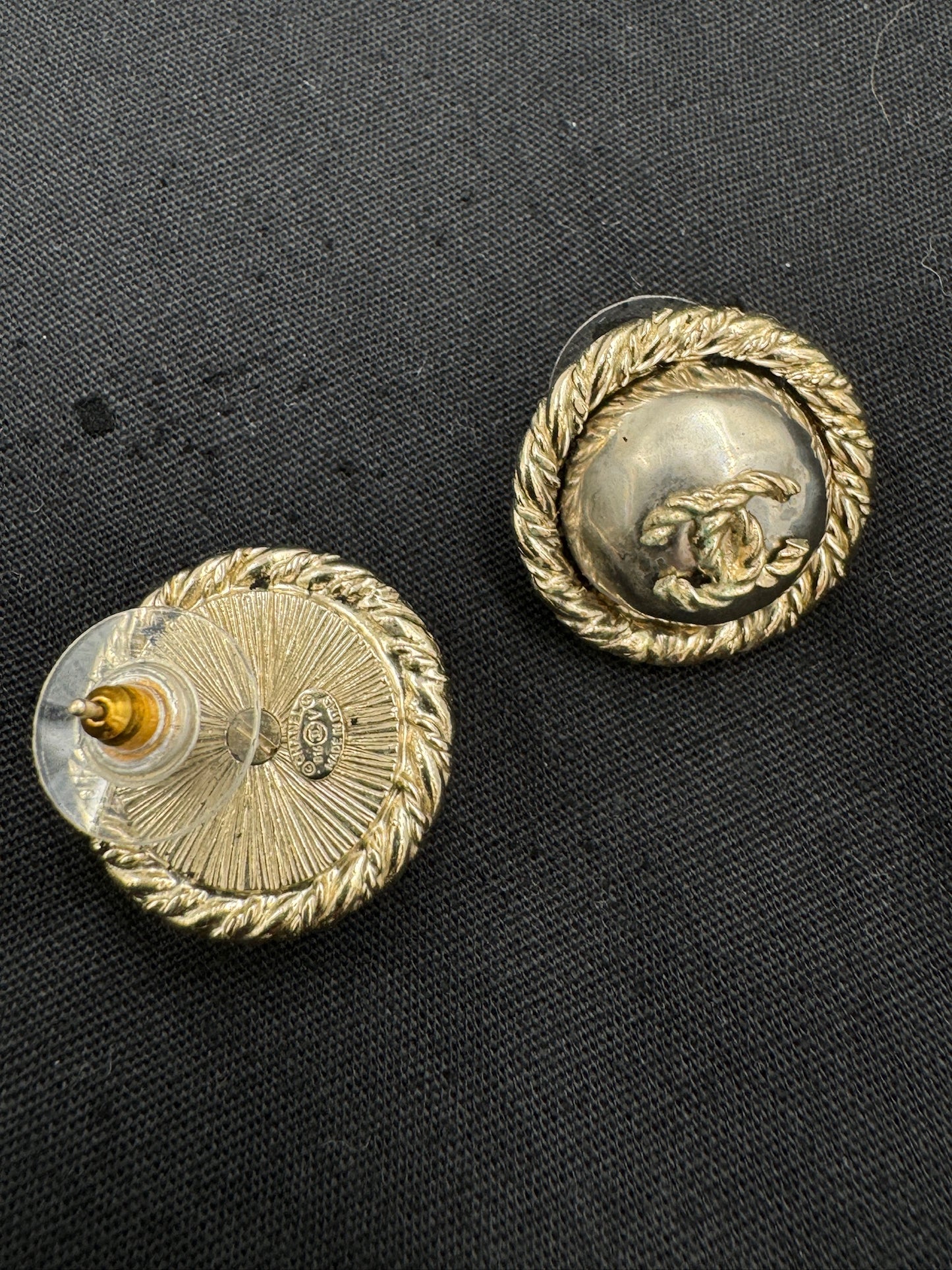 Chanel Round-shaped Earrings 金色圓圈耳環 Gold / Rank N