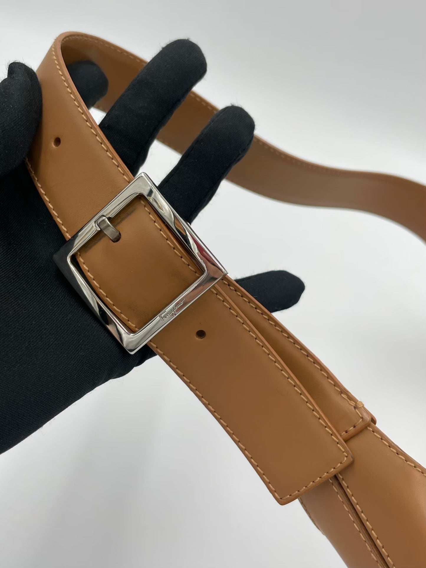 Ferragamo Hobo / Rank SA