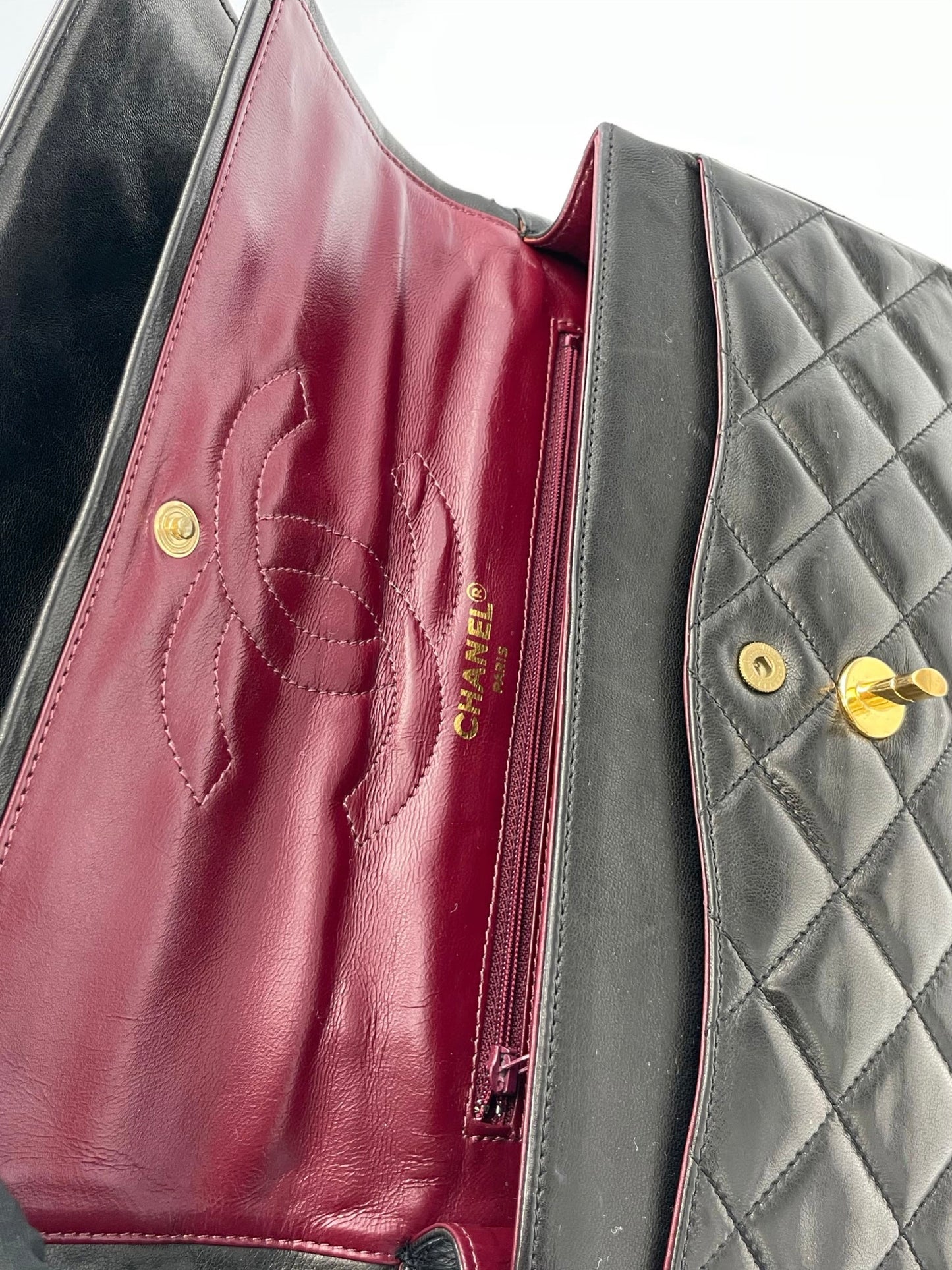 Chanel 鴛鴦釦CF 巴黎限定款 / Rank SA