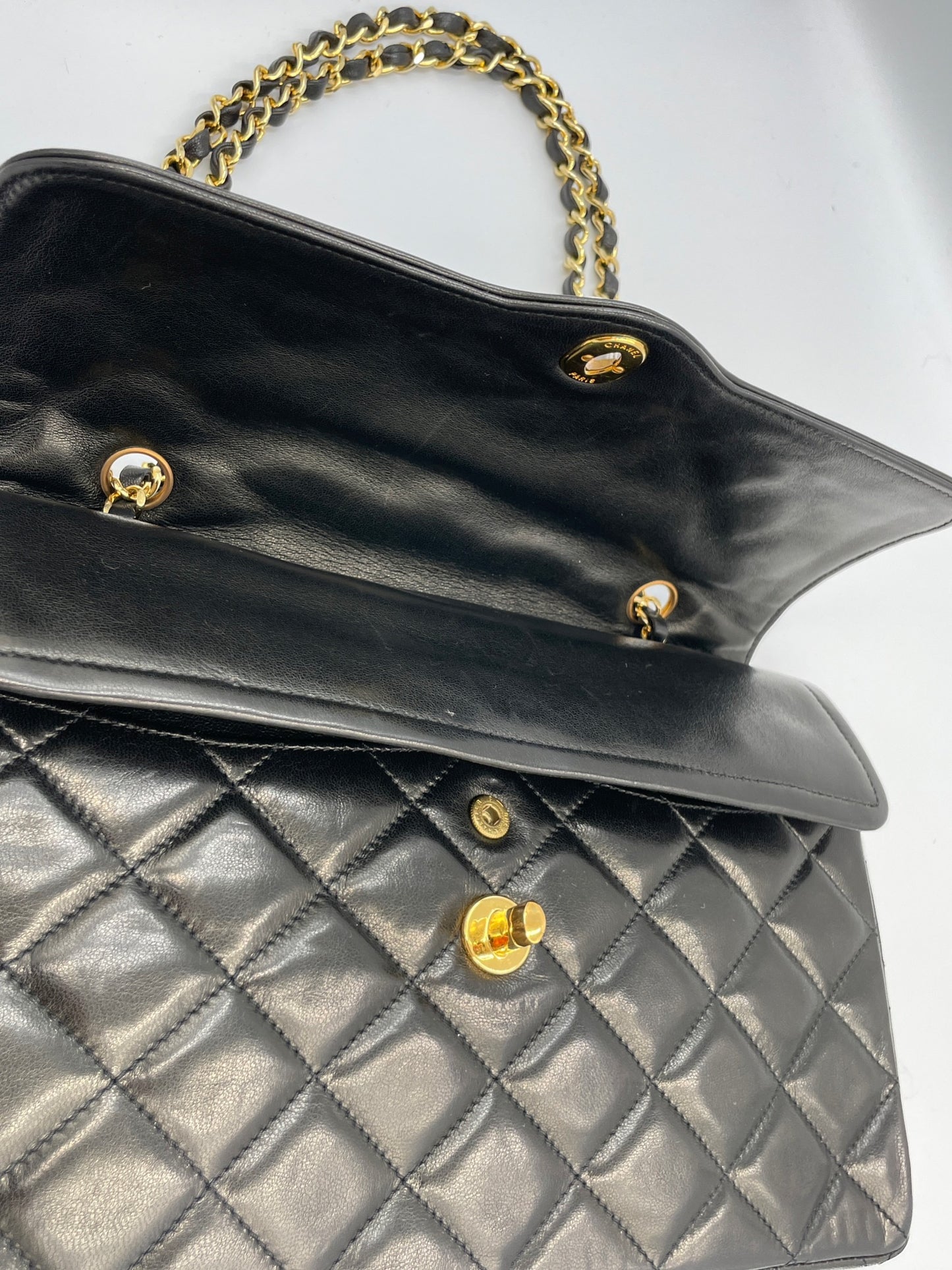 Chanel 鴛鴦釦CF 巴黎限定款 / Rank SA