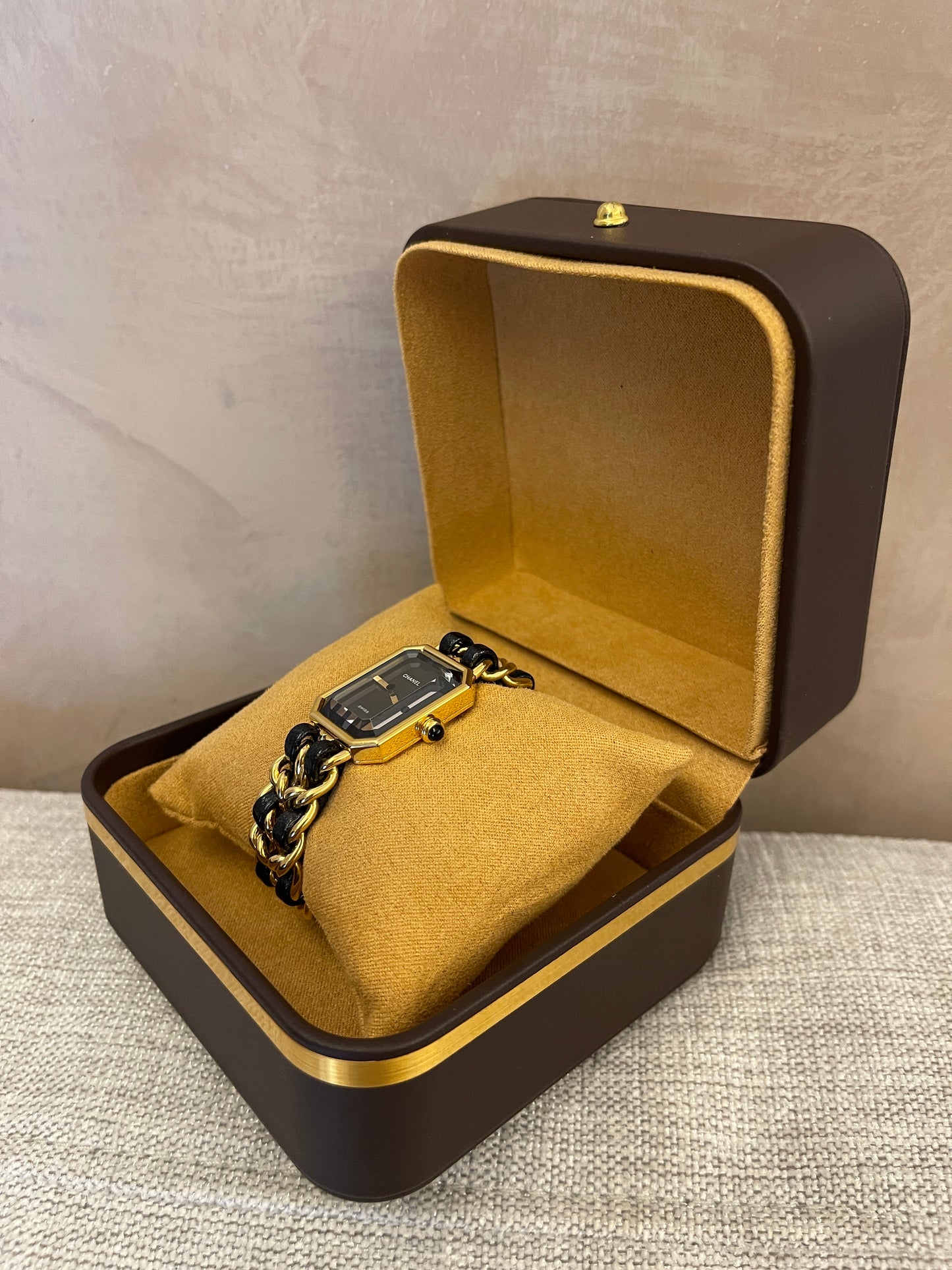 Chanel Première / Rank SA