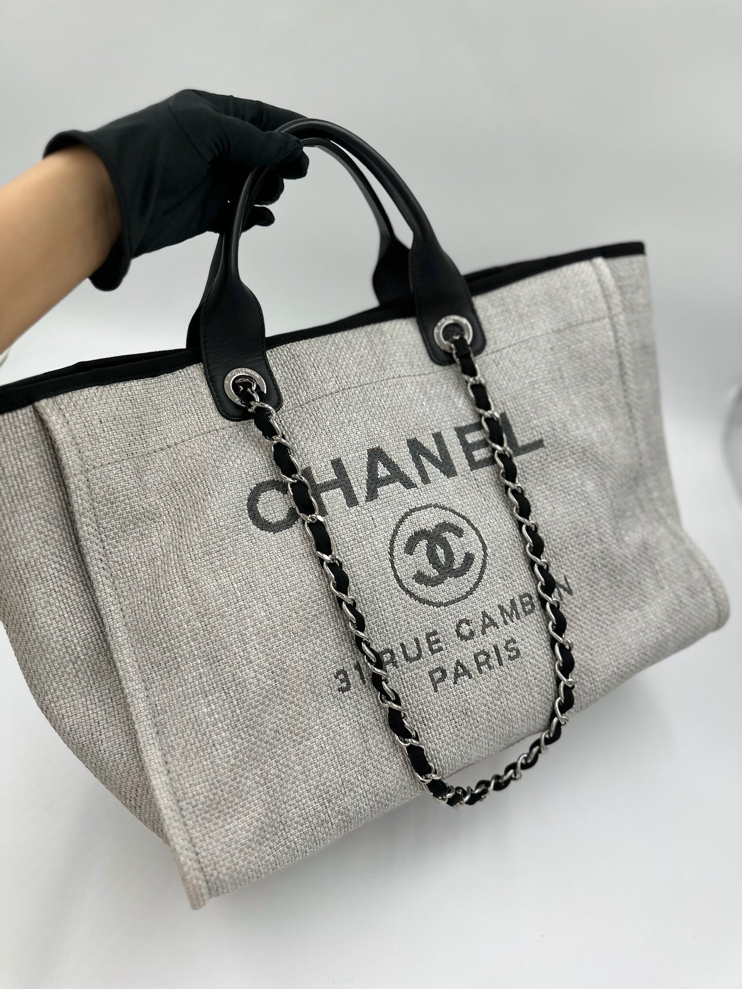 Chanel  沙灘包 2way Gm Gary 灰色 / Rank SA 24072708