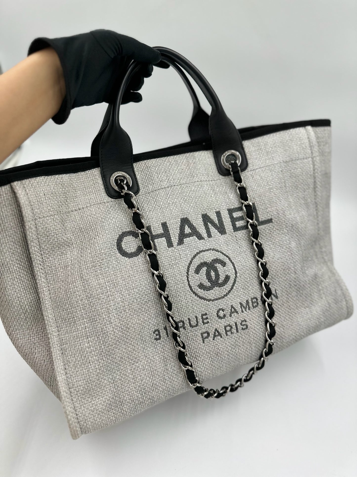 Chanel  沙灘包 2way Gm Gary 灰色 / Rank SA 24072708