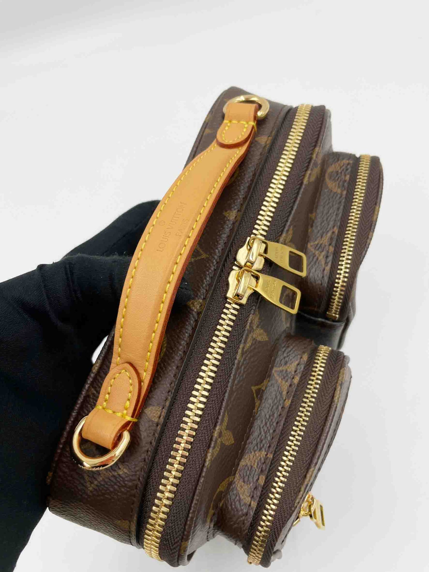 Louis Vuitton 郵差包 / Rank S