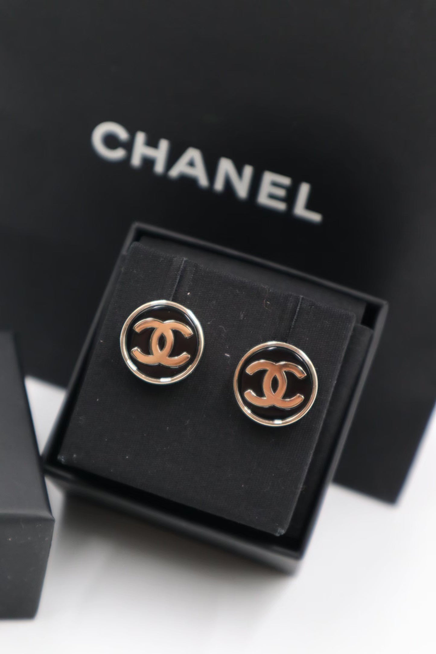 Chanel Earrings / Rank SA 25041102