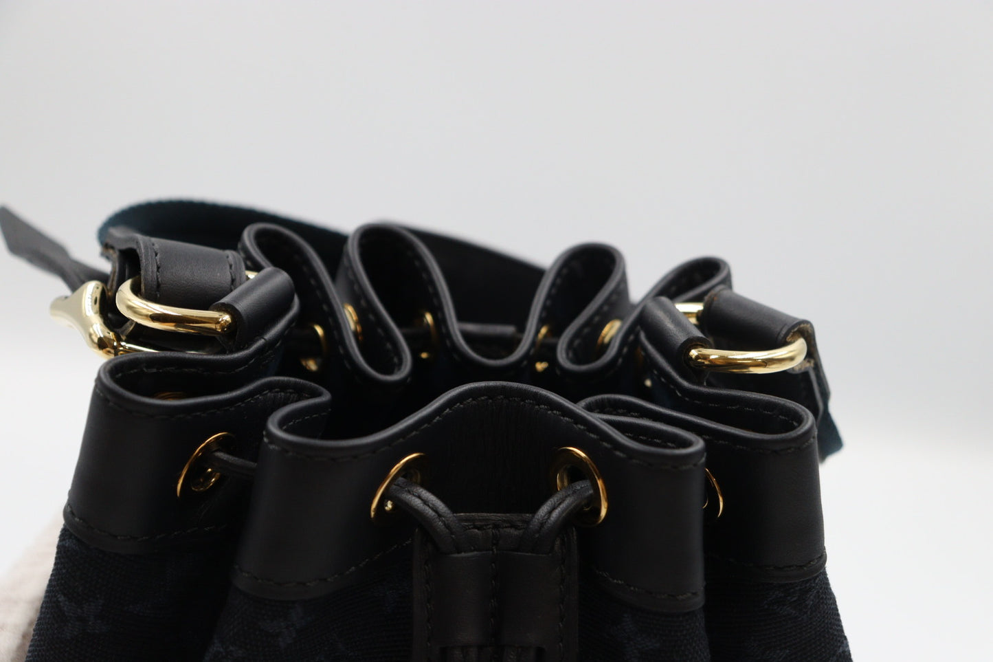 Louis Vuitton  Noe Bucket Bag / Rank A