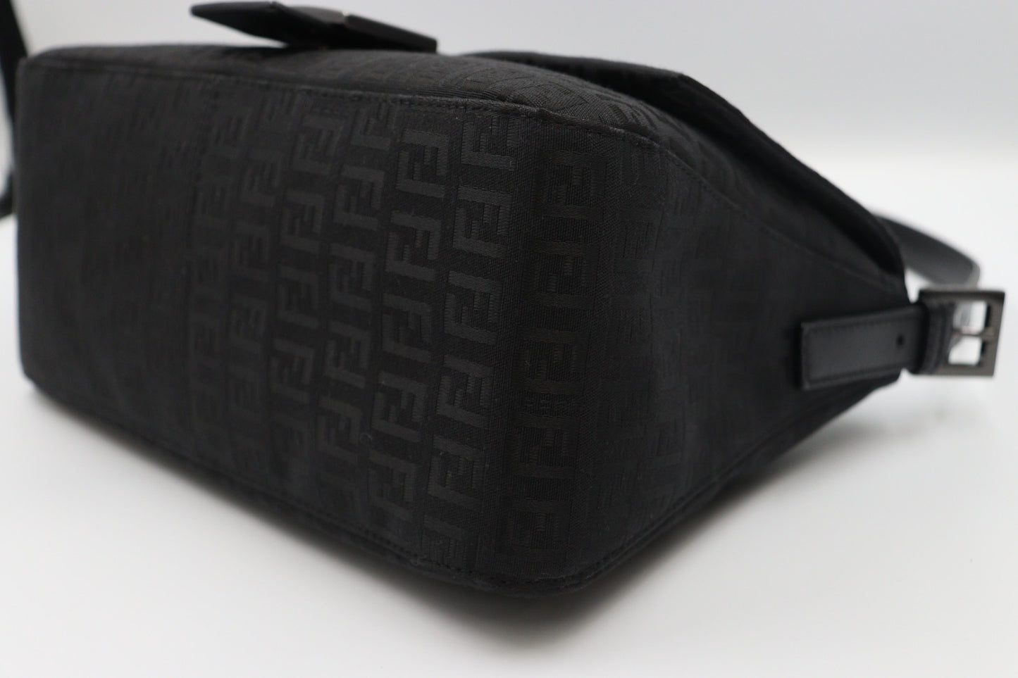 Fendi Shoulder Bag / Rank SA