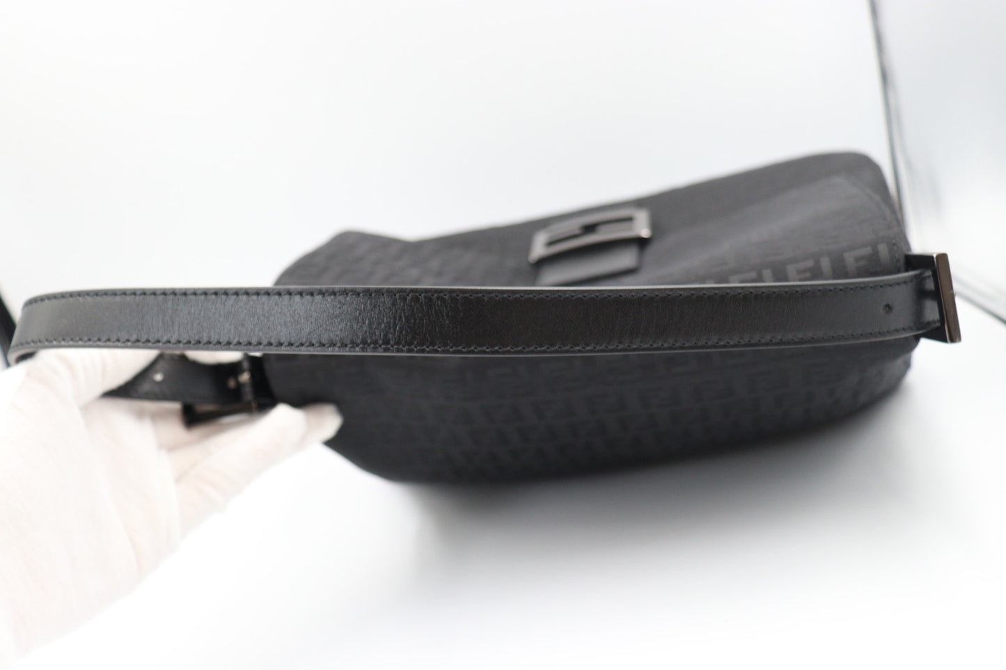 Fendi Shoulder Bag / Rank SA