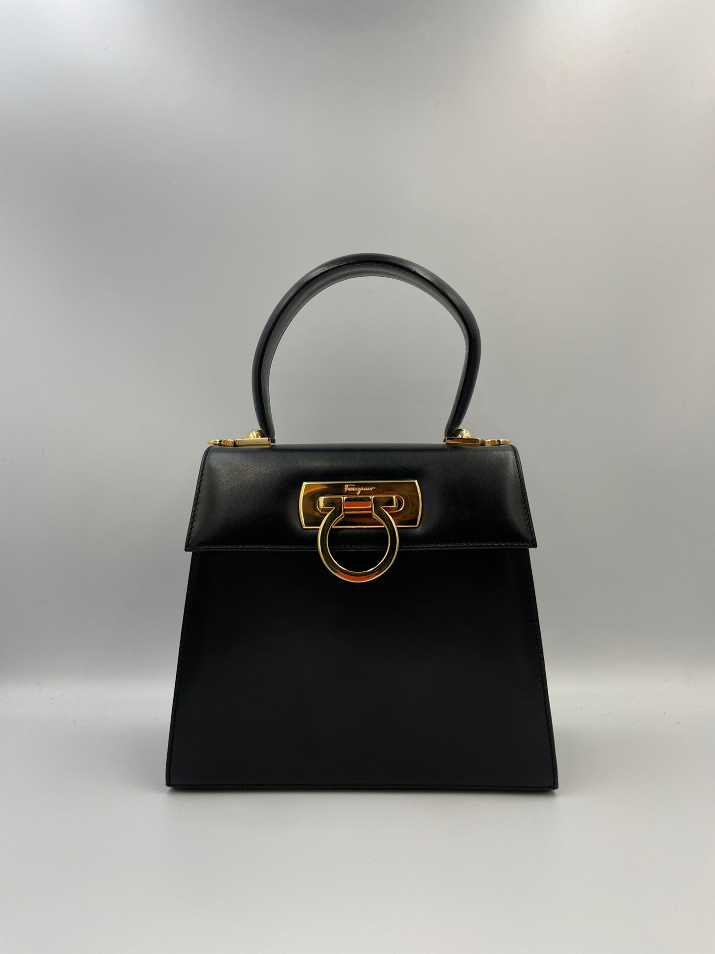Ferragamo Kelly 2way / Rank A
